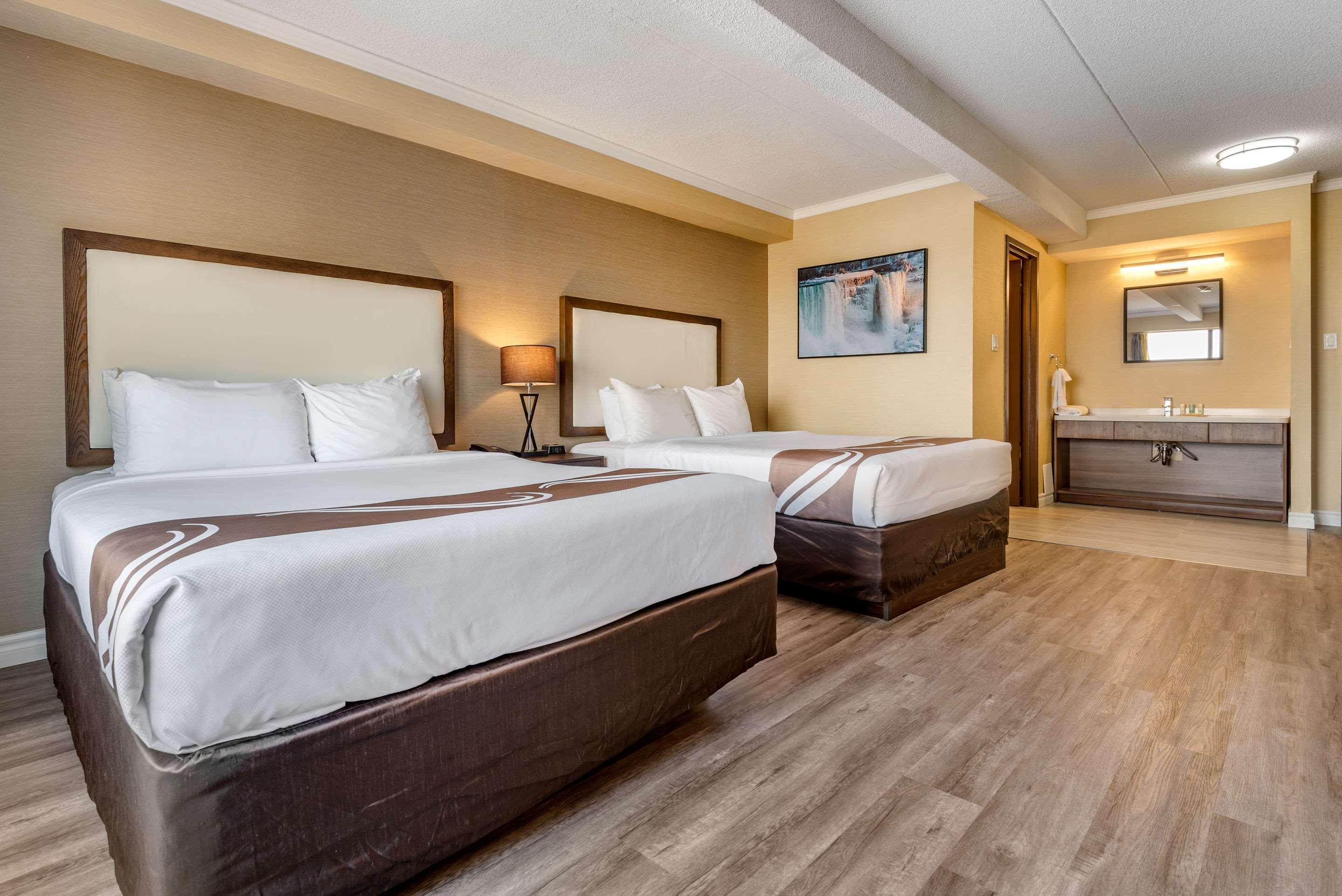 Quality Inn & Suites Niagara Falls Exteriér fotografie