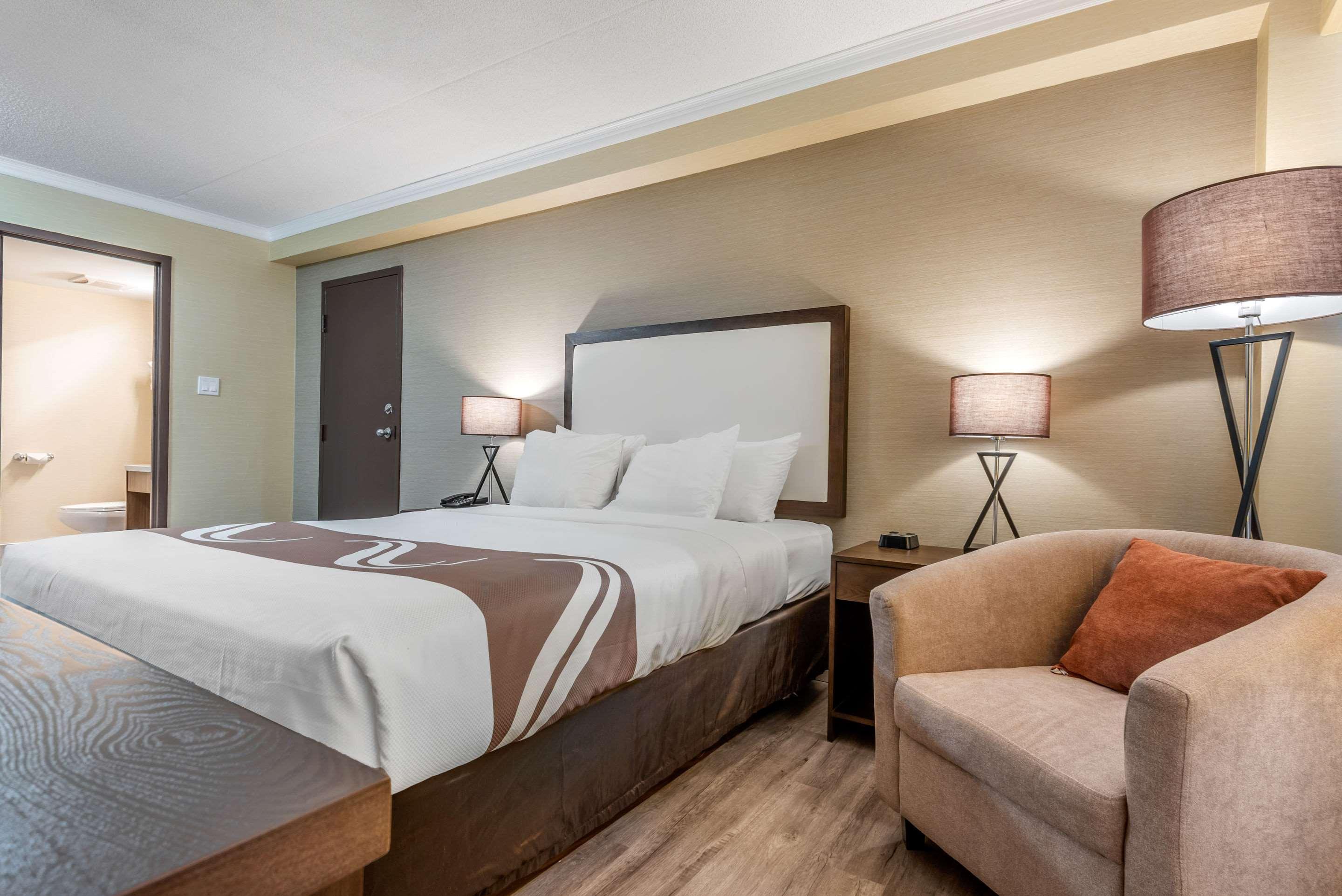 Quality Inn & Suites Niagara Falls Exteriér fotografie