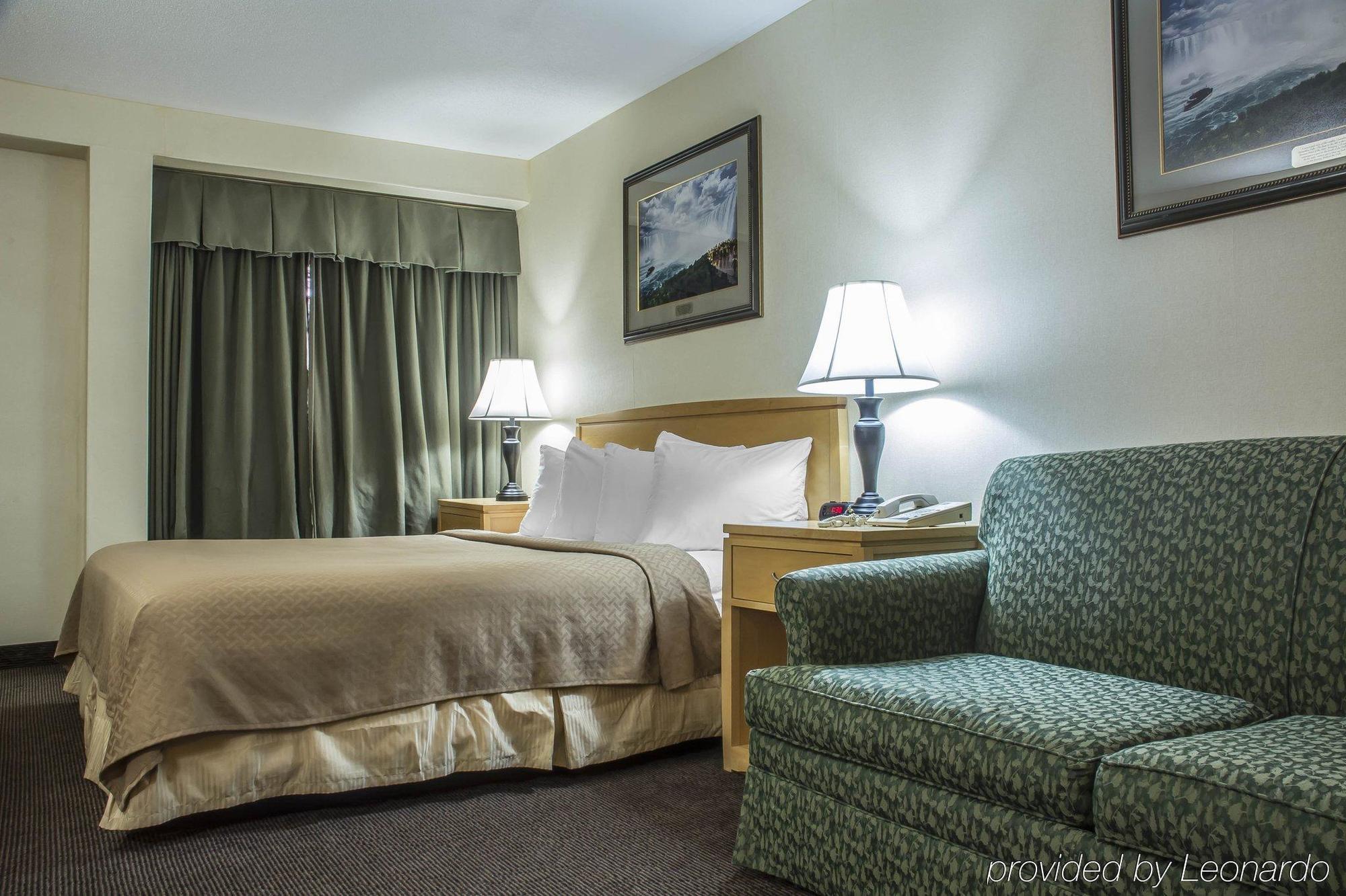 Quality Inn & Suites Niagara Falls Exteriér fotografie