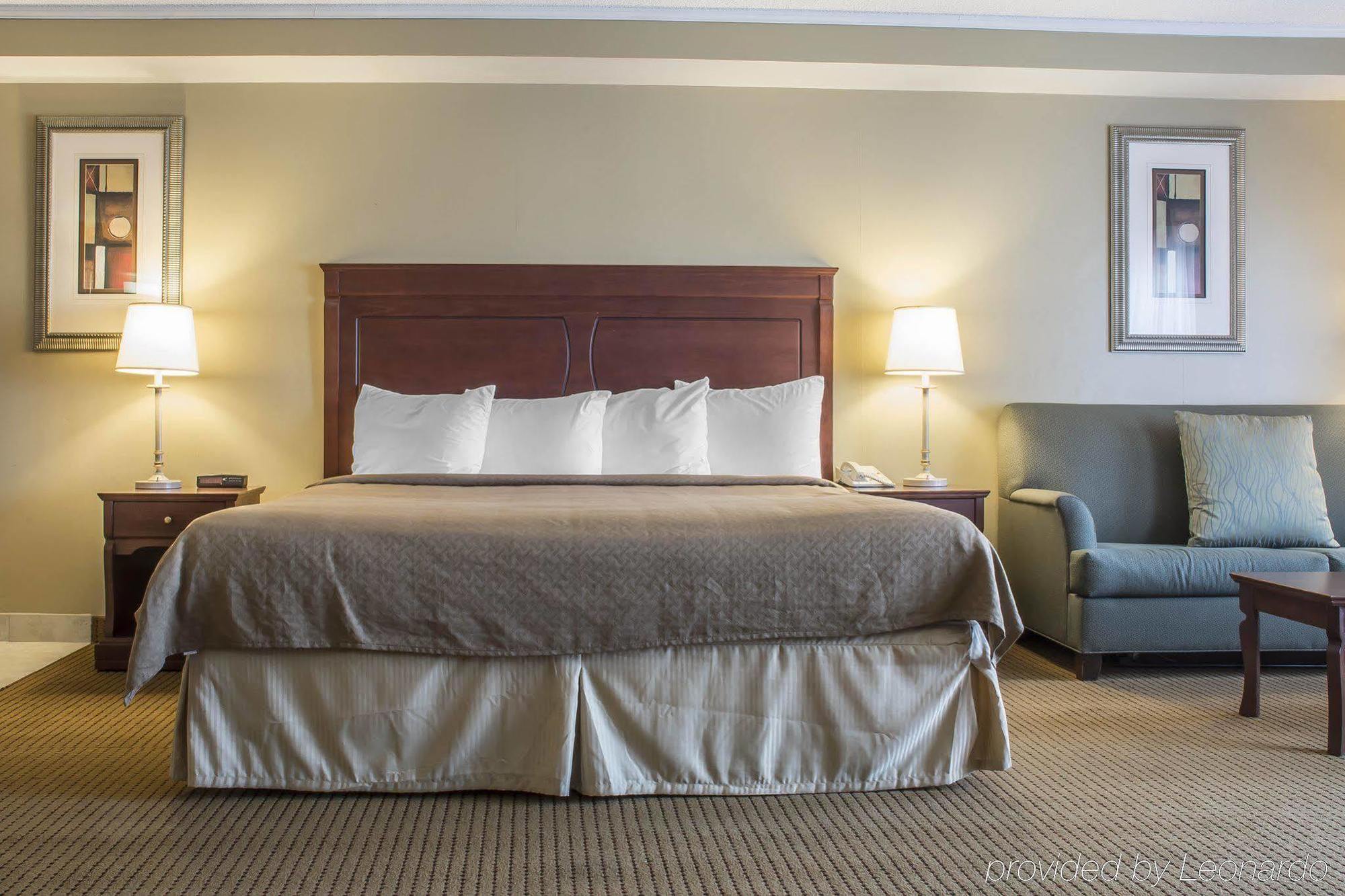 Quality Inn & Suites Niagara Falls Exteriér fotografie