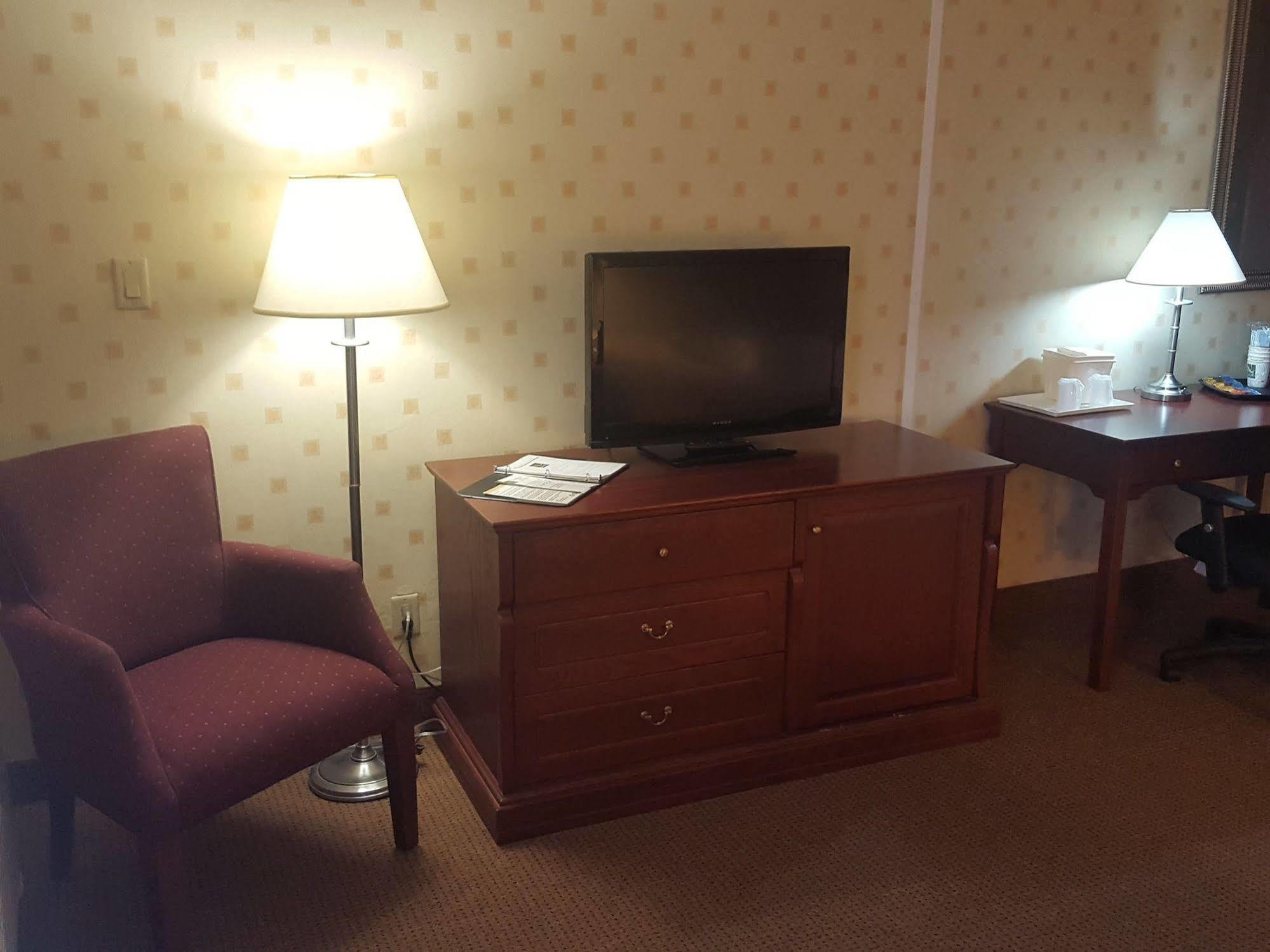 Quality Inn & Suites Niagara Falls Exteriér fotografie